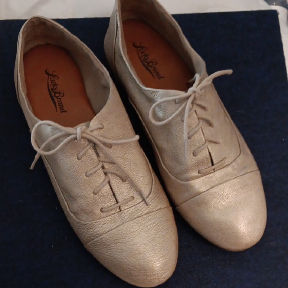 Lucky Brand Women's Metallic Lace-Up Flats